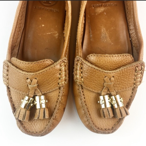 TORY BURCH Tan Leather Lawrence Tassel & Logo Loafers Driver Moccasin Flats 5 - Picture 4 of 7
